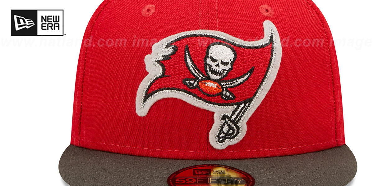 Buccaneers 'LETTERMAN SIDE-PATCH' Fitted Hat by New Era